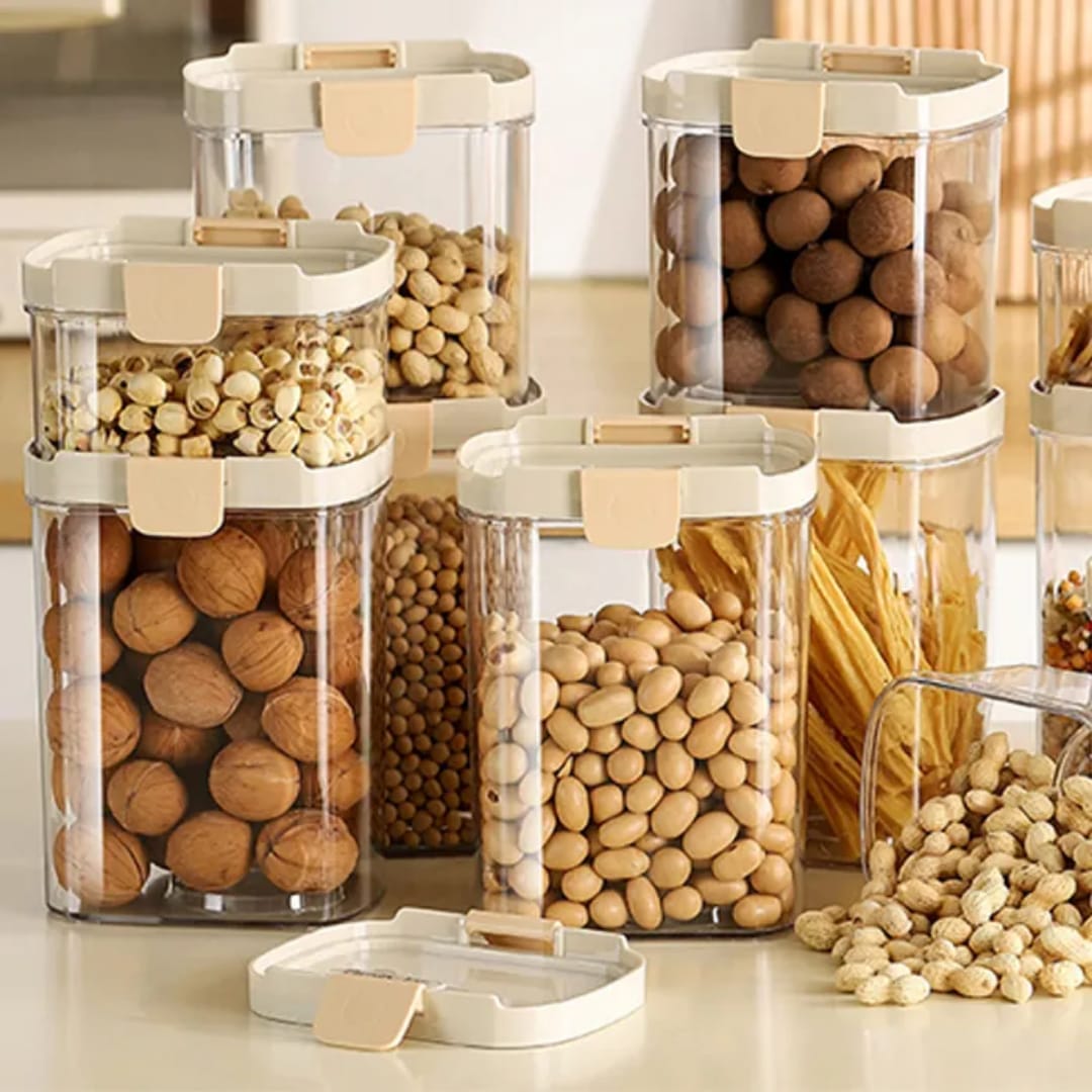 silicone snap lock sealed storage jars with airtight silicone locking lids available in 700ml 1500ml and 1900ml capacities for storing spices beans nuts grains cereals snacks and dry foods