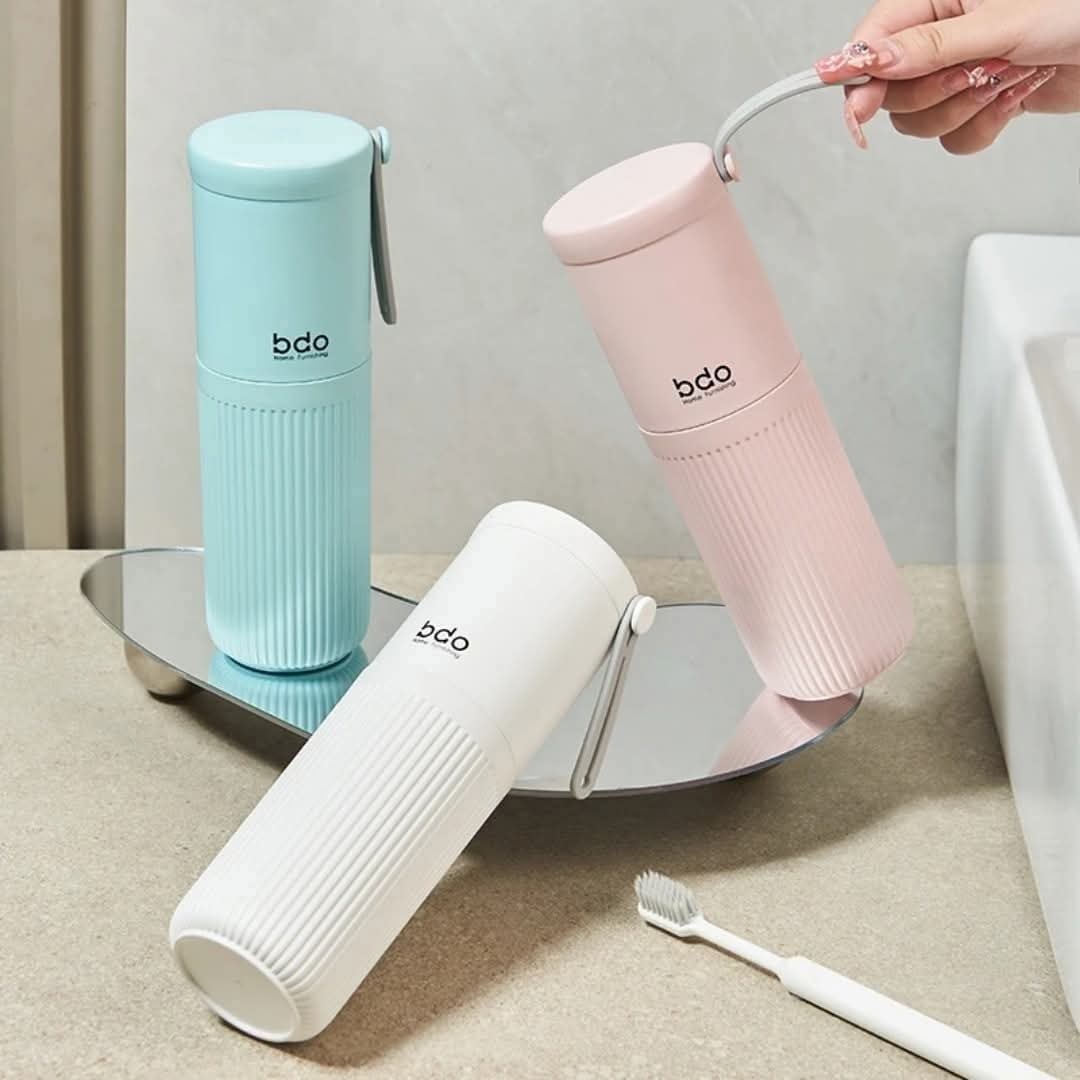 Travel toothbrush holder for hygienic and portable toothbrush storage