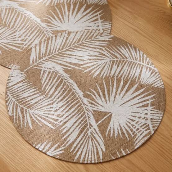 6 Piece Round Table Placemat Set
