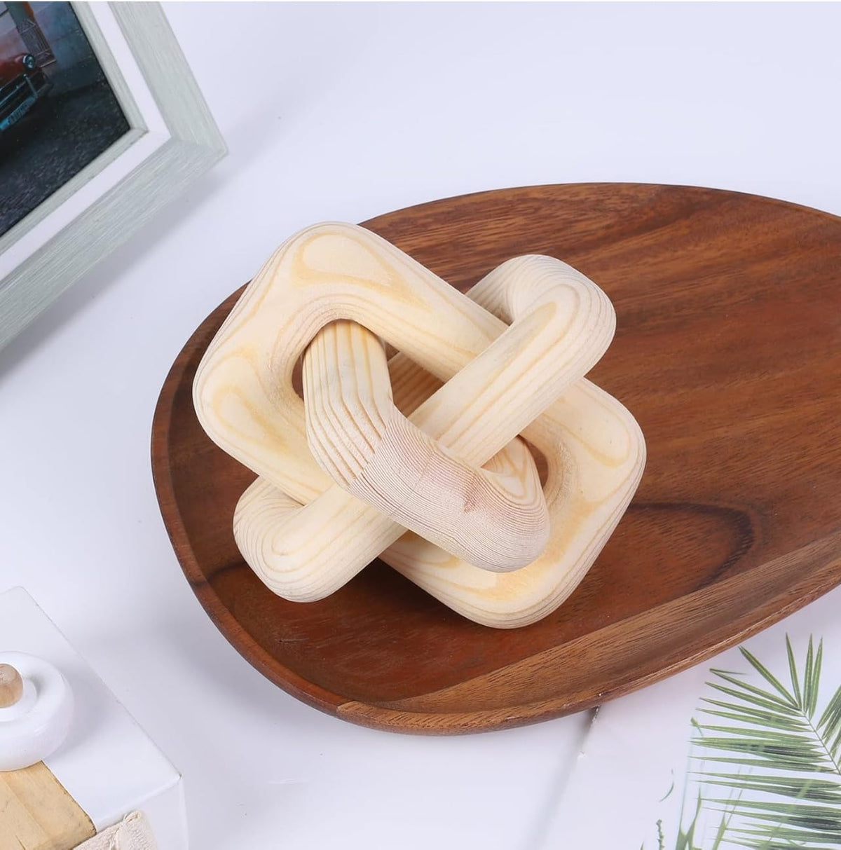 Gemelli Colllection wooden knot ornaments handcrafted wood decorative sculpture minimalist home decor modern Scandinavian style wooden interlinked knot table decoration rustic elegant wooden ornament desk shelf decor accessory natural polished wood art piece