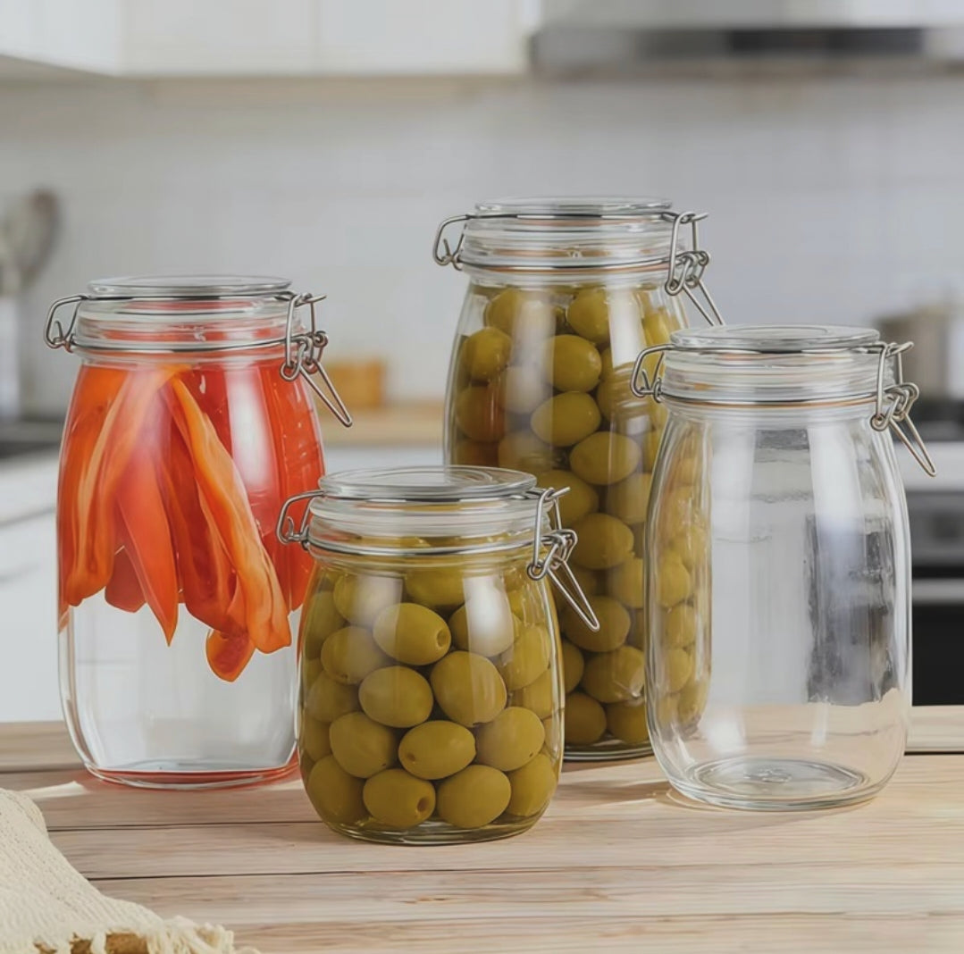 Gemelli Collections airtight glass storage jars in 500ml, 750ml, 1000ml and 1500ml sizes for cereals, grains, spices, snacks and pasta.