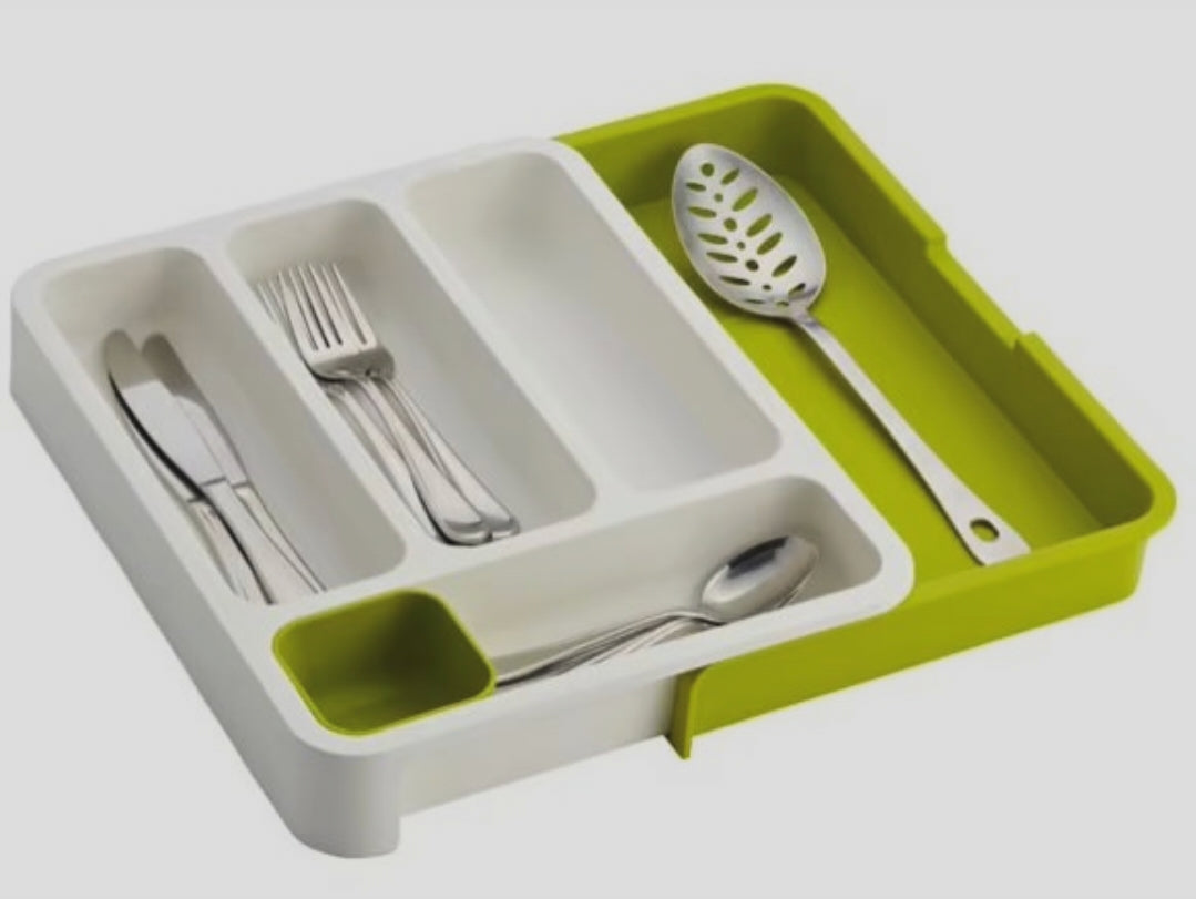 Expandable Cutlery Tray