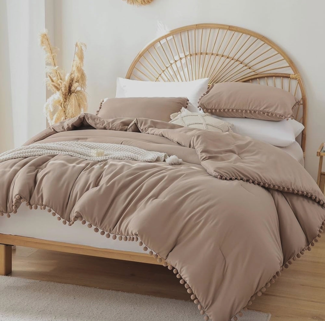 6 × 7 Pom Pom Cotton Duvet Set with 2 pillowcases - available in Nairobi, Kenya