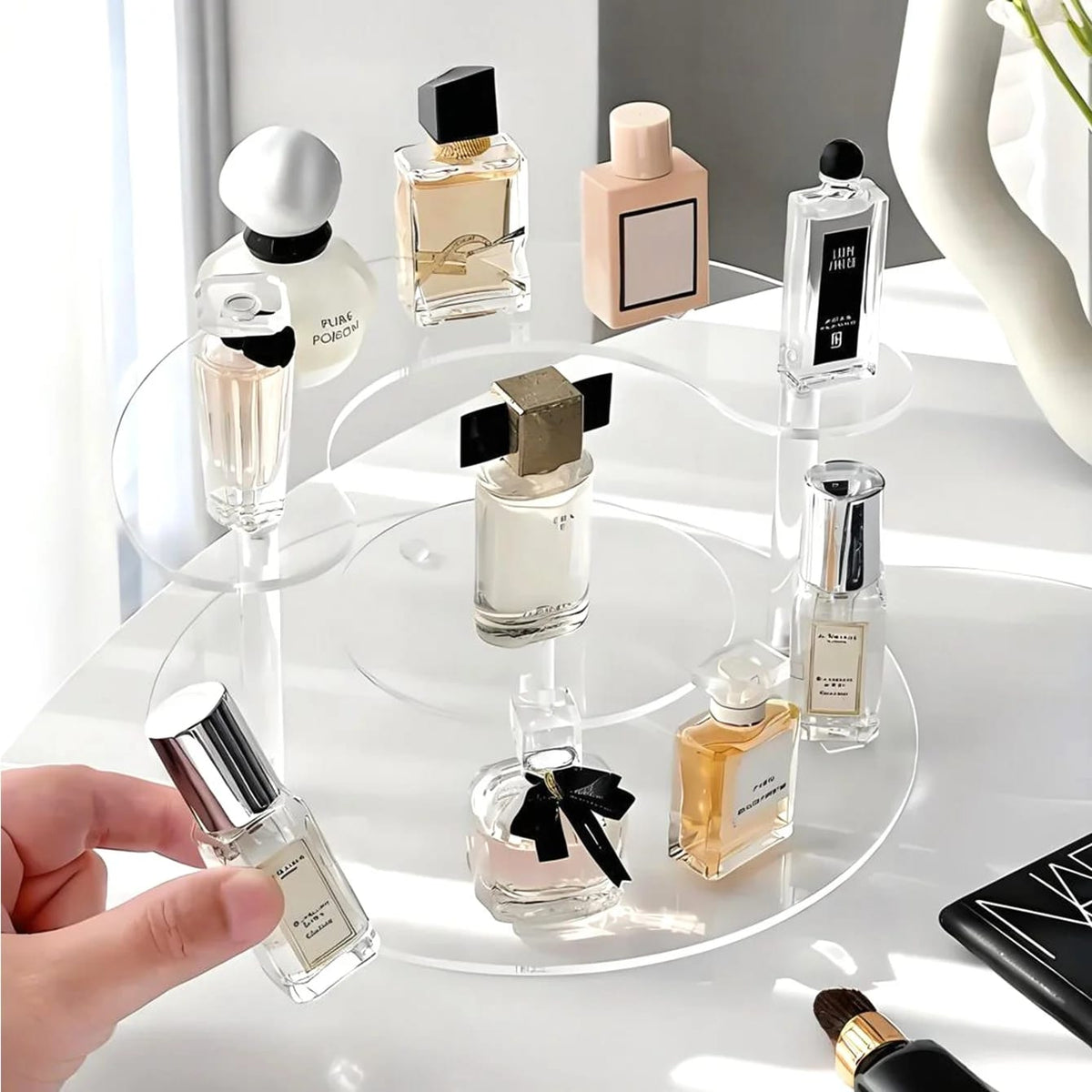 Acrylic Round Perfume Display Rack