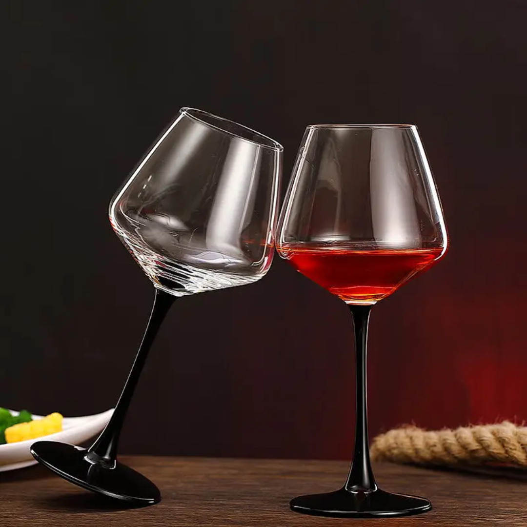 Gemelli collections Crystal Wine Glass with Black Bottom
