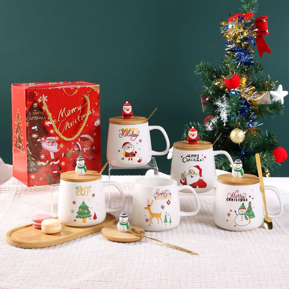 Christmas Themed Cup Set + Gift Box