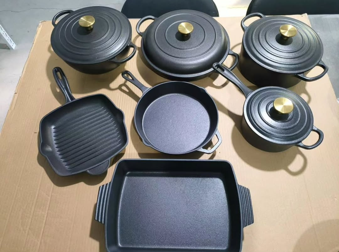 11 pcs Cast Iron  Pots