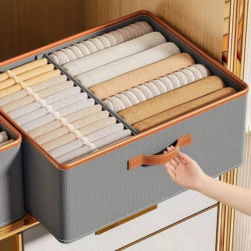 Clothes storage organizer