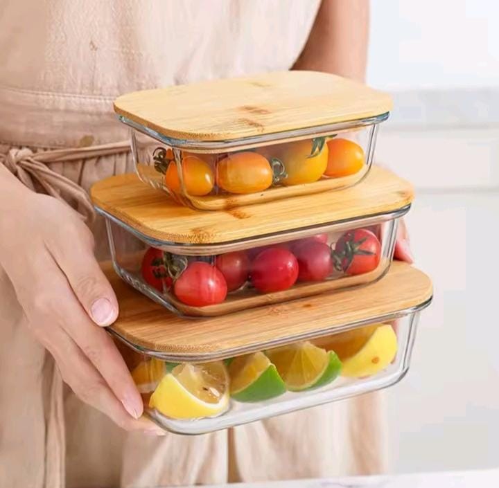 3-in-1 glass snack storage box set with bamboo lids in 1040ml 680ml and 410ml capacities for organised snack and dry food storage