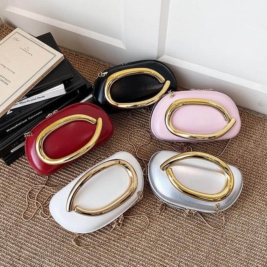 Stylish Clutch Bag for Women with Elegant Design and Spacious Storage.
