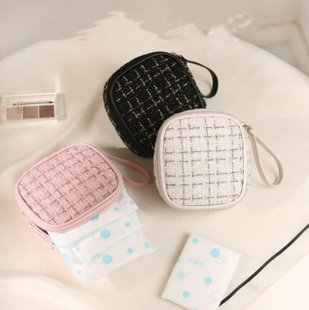 Tweed Pad Pouch with Zip Closure