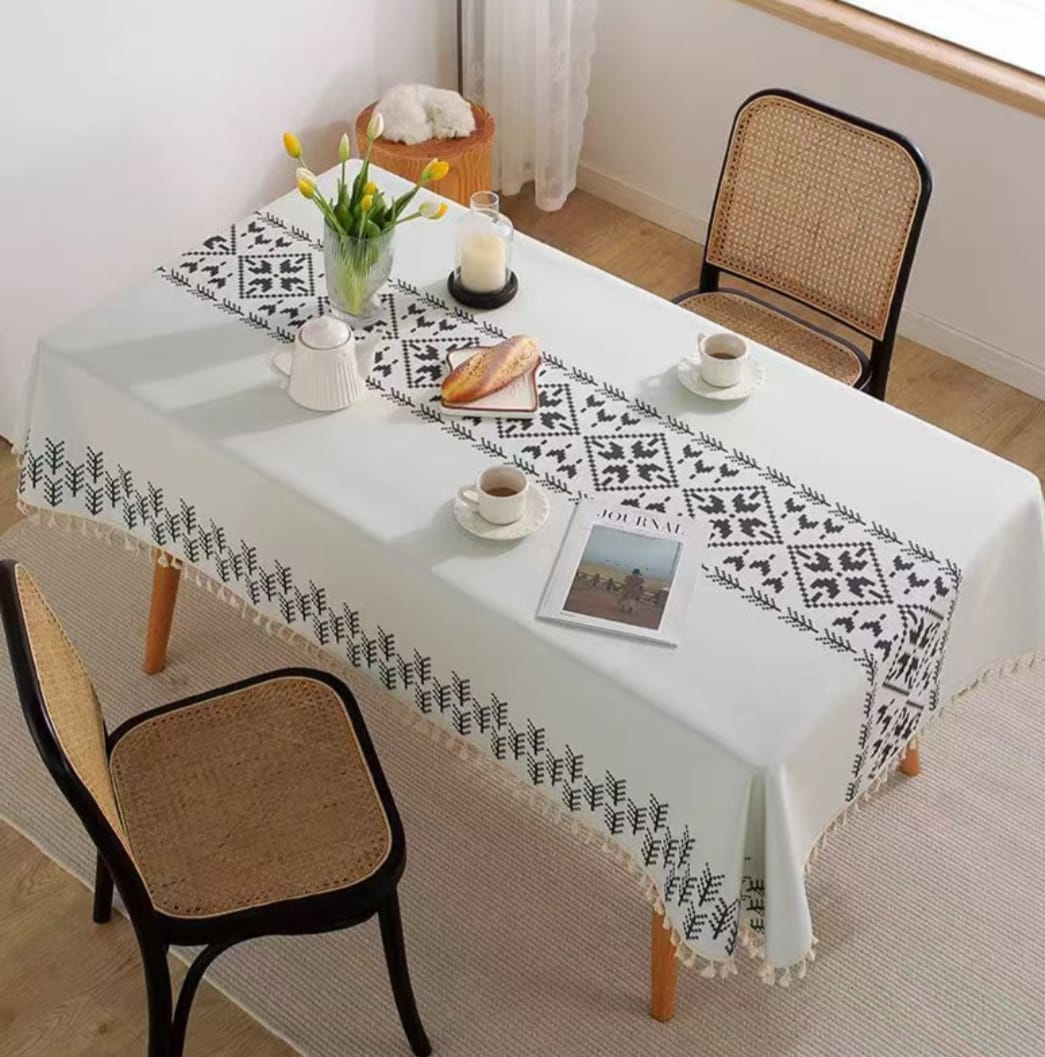 Dining table cloth 140x220cm protective and decorative table cover