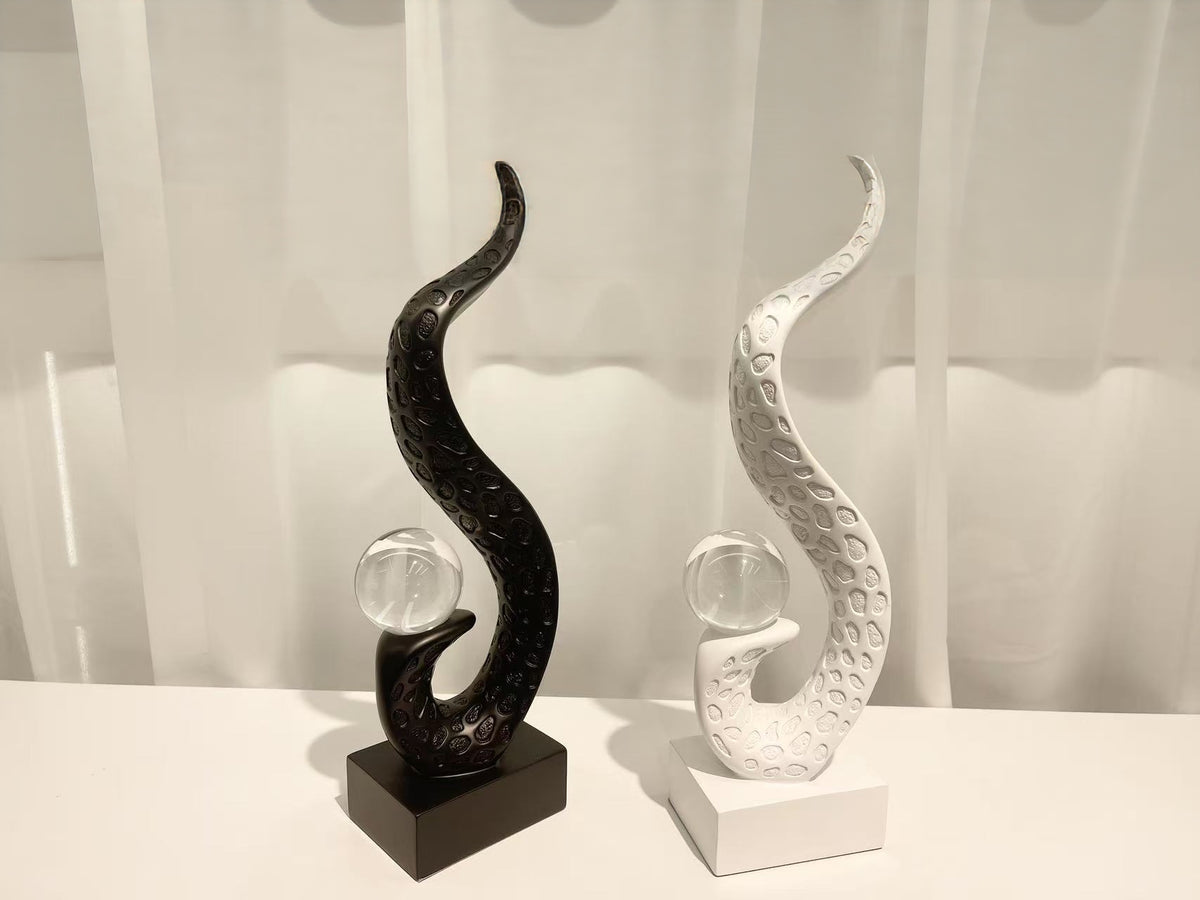 Resin Table Ornament, Office Home Decorative Figure 