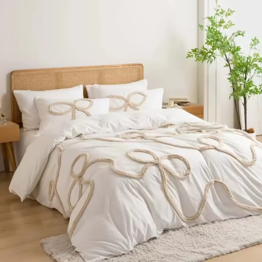 Bowknot tufted soft cotton microfibre duvet cover set with one duvet cover and two matching pillowcases in 6×7 and 6×6 sizes