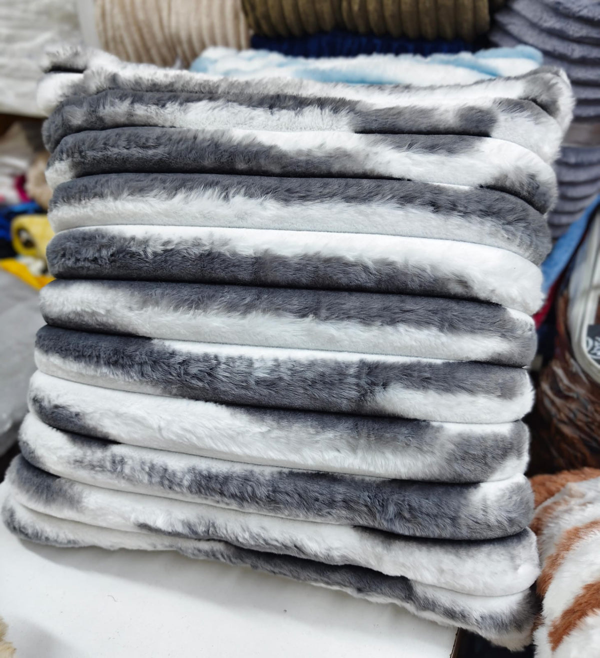 Faux Fur Cushion Cover 45*45cm