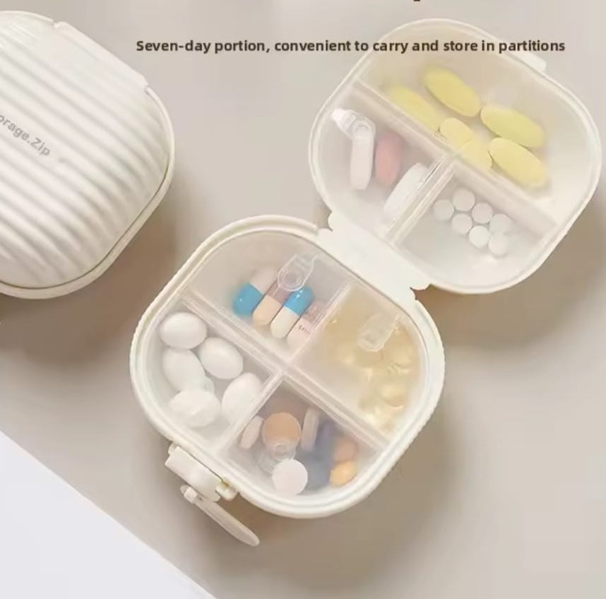 Pill organizer