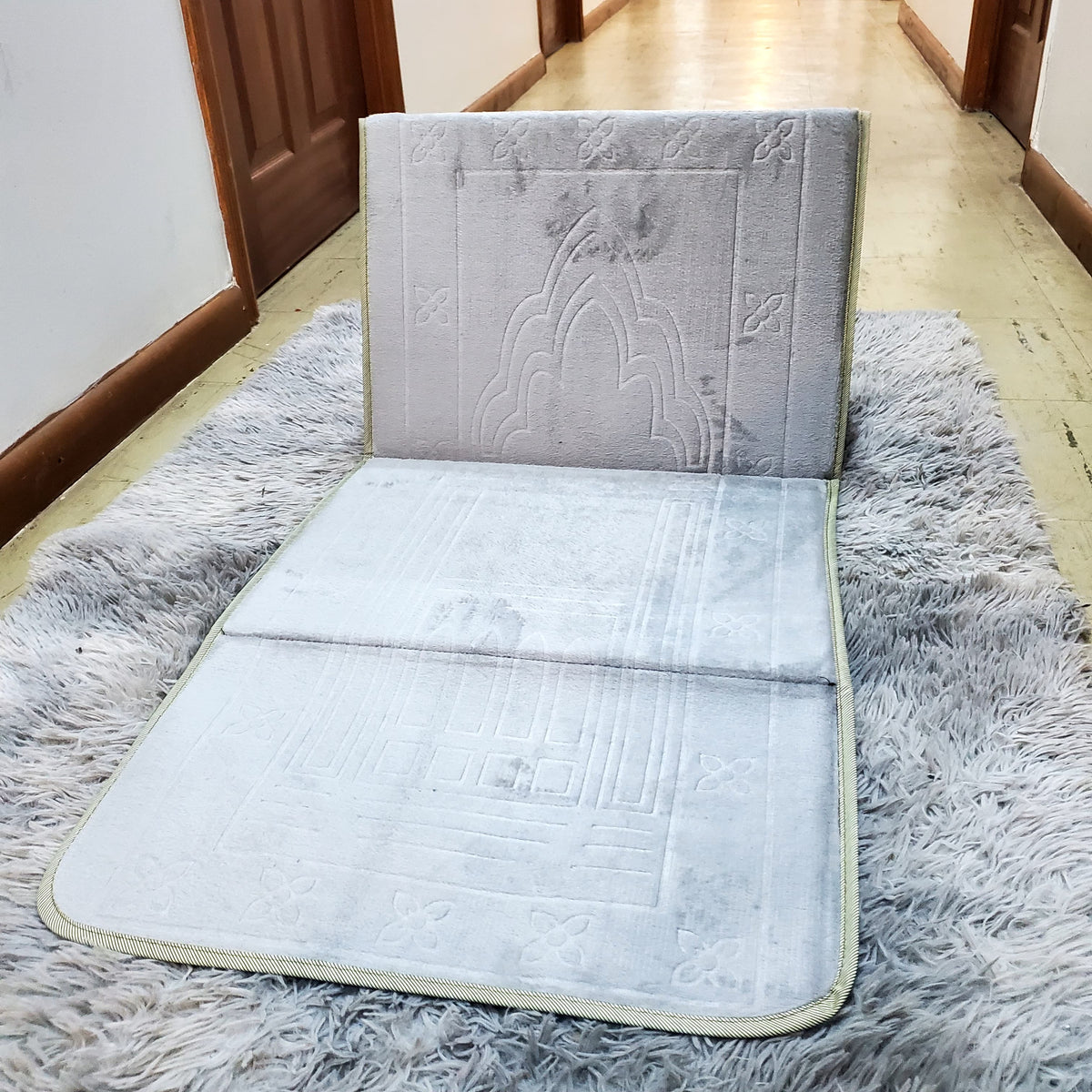 Portable Foldable Backrest Prayer Mat with Bag