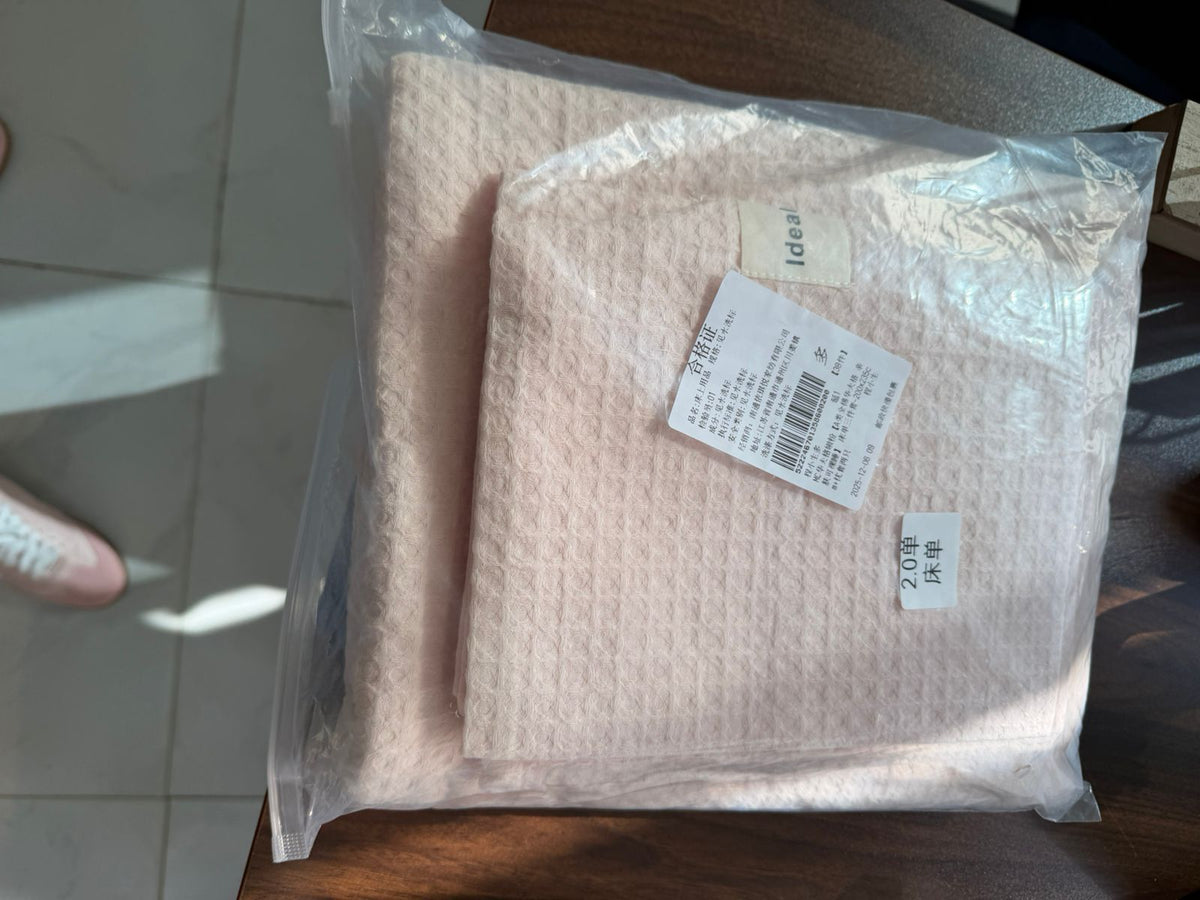 Waffle Bed Coverlet Set With Pillow Cases