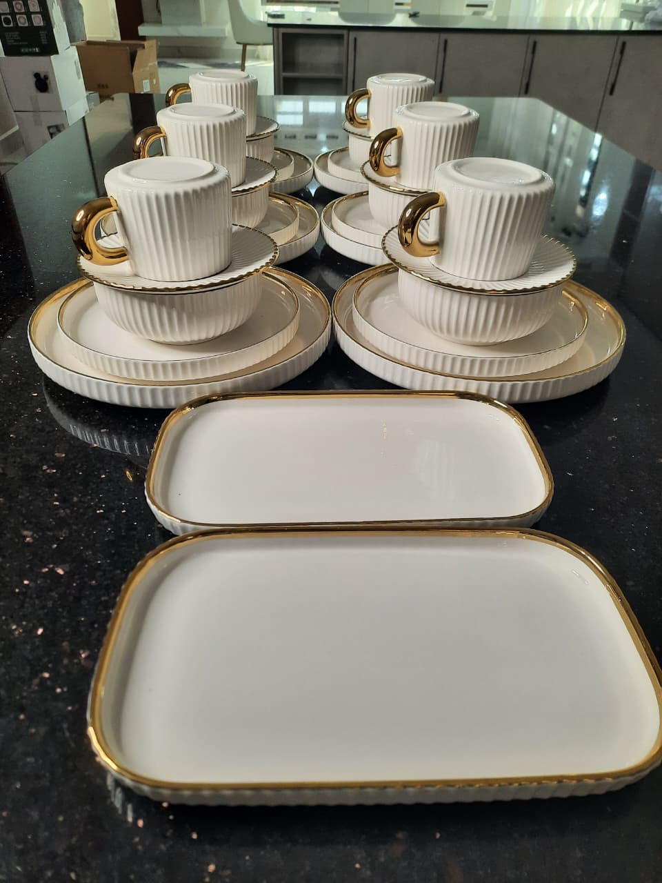 Porcelain Dinner Set