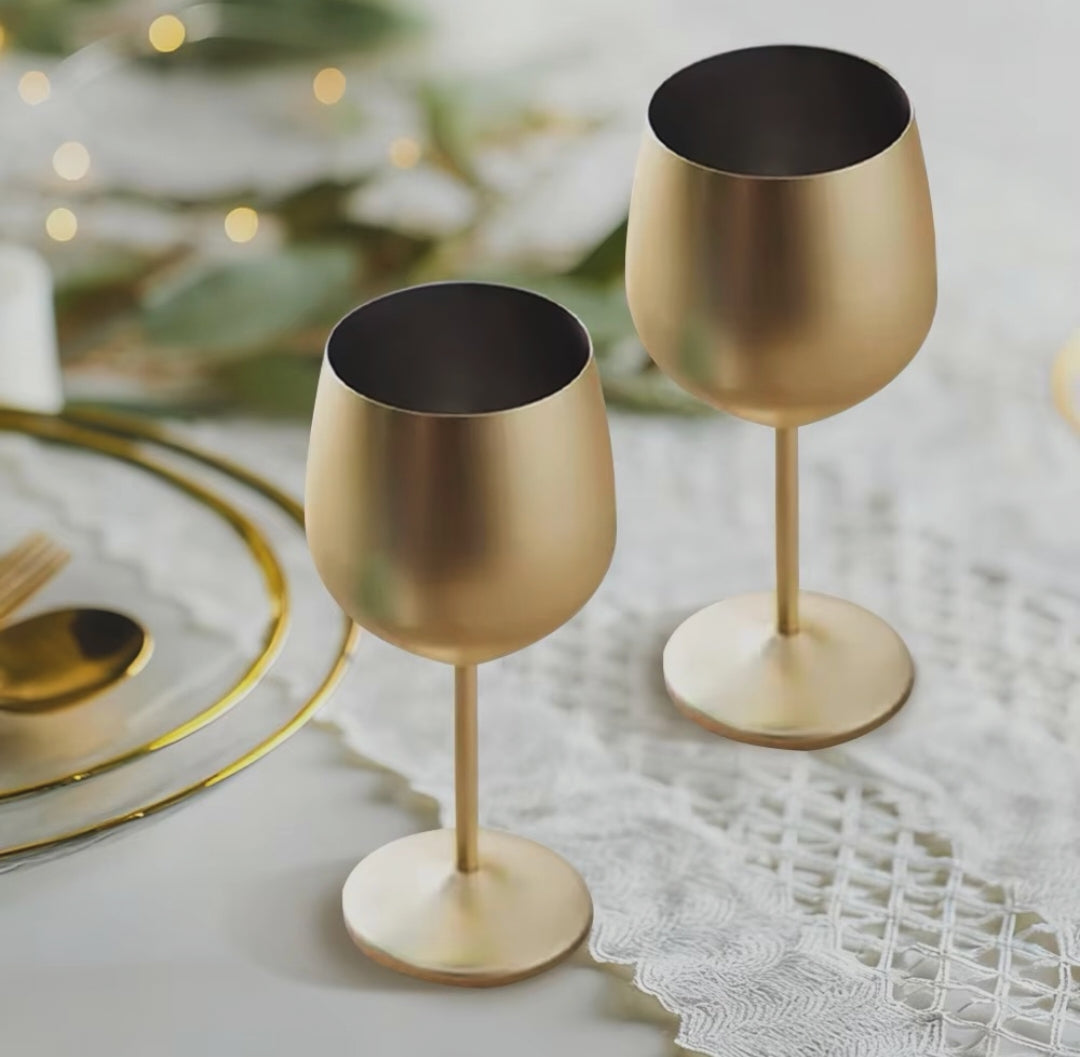 2 piece gold stainless steel wine goblet set with 500ml capacity designed for wine cocktails dining and special occasions.