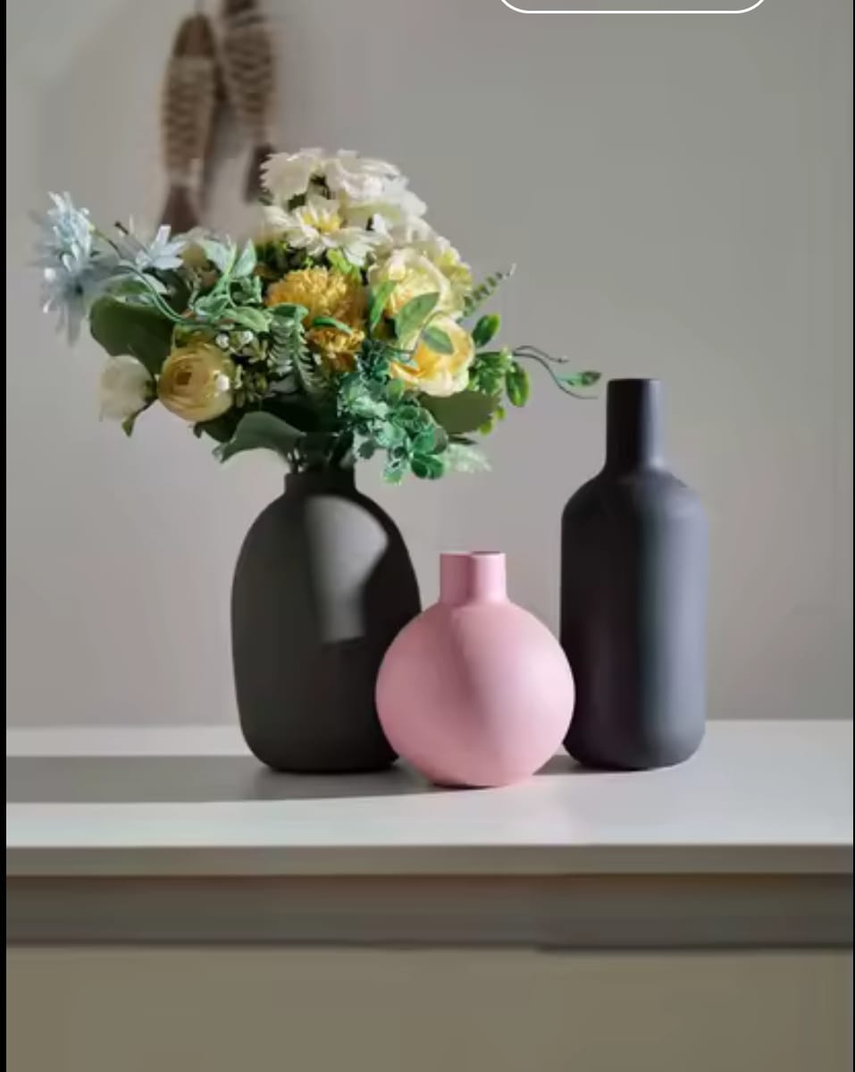 Color Vases