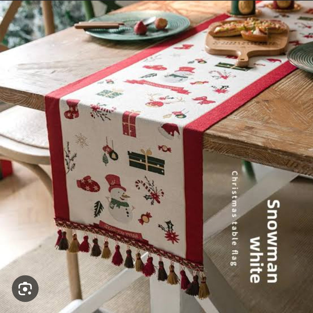 Jacquard Christmas Table Runner with Reindeer and Snowman Print
