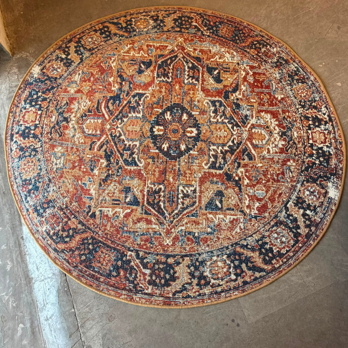 Gemelli Collection Oriental Weavers Isla Round Vintage Persian Flat Weave Rug with distressed medallion pattern for indoor and outdoor use KBORIE212.