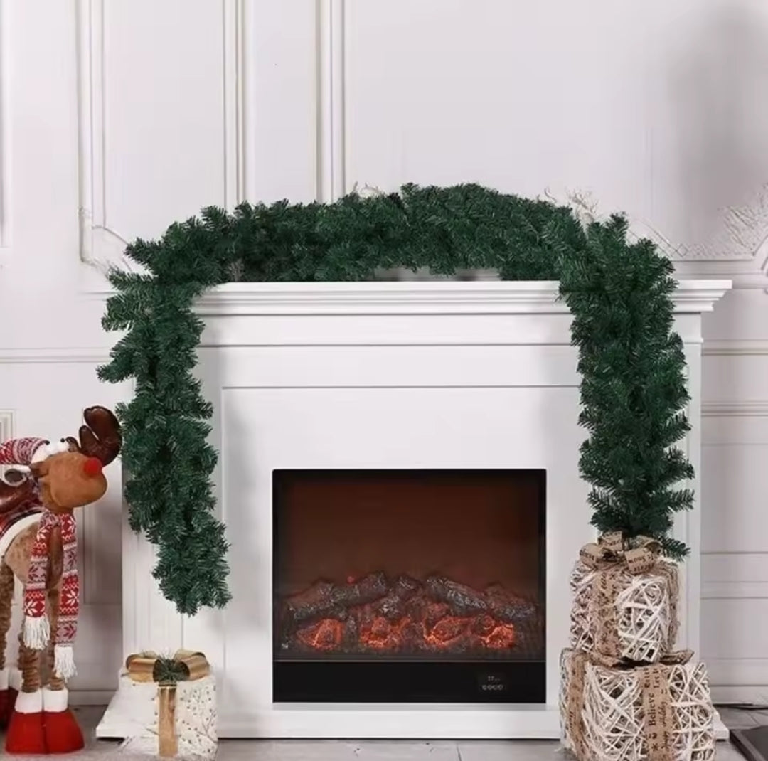 2.7M Green Garland