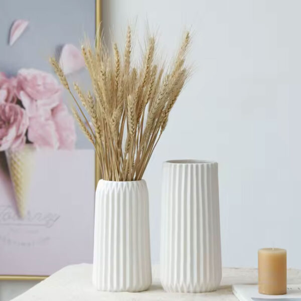 ribbed white ceramic vases, small 20cm and large 23cm, minimalist design, suitable for floral arrangements or standalone decorative display.