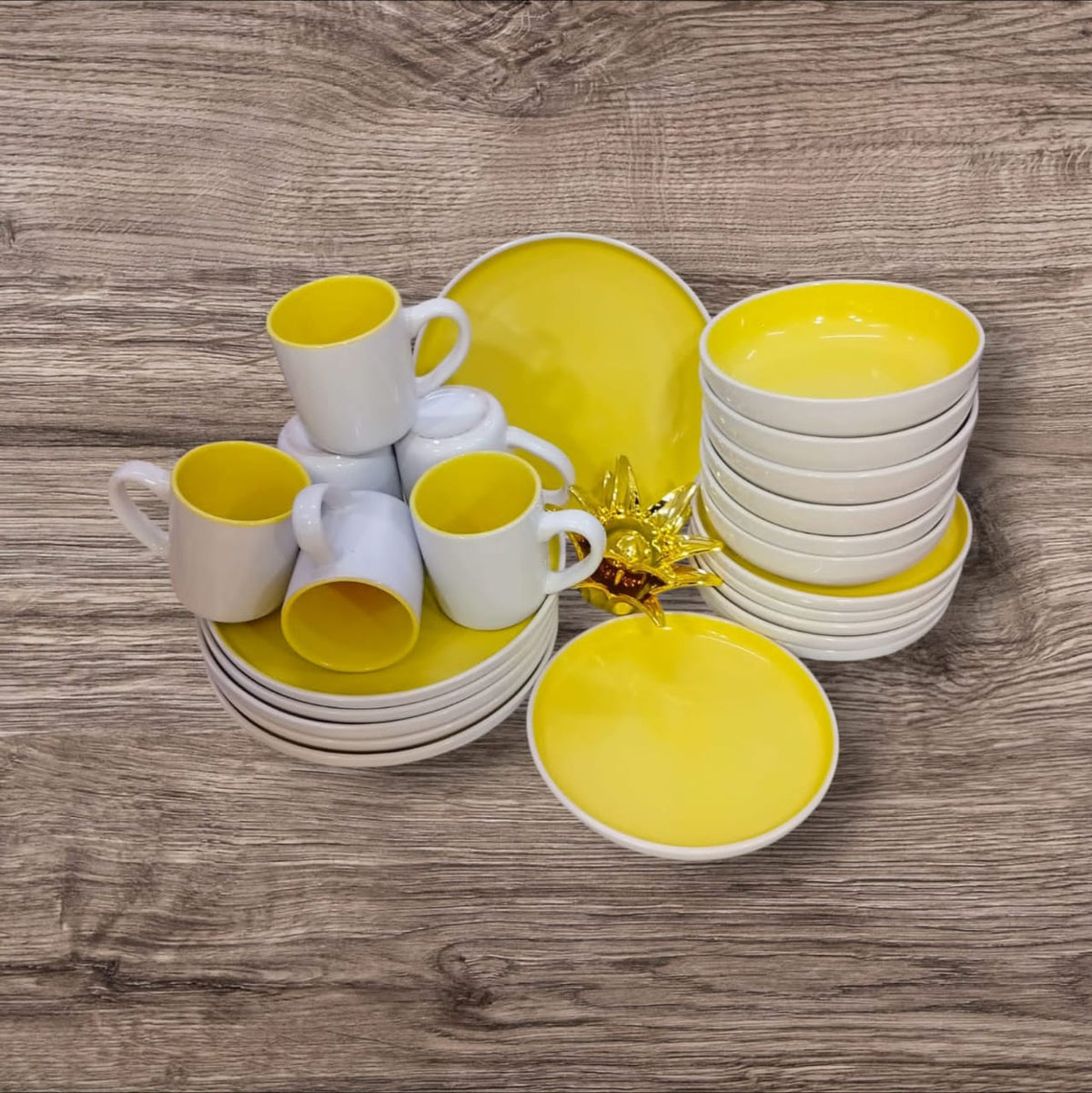 Yellow and white ceramic 16 Piece Dinner Set with 4 Mugs, 4 Side Plates, 4 Dinner Bowls and 4 Dinner Plates, available in Nairobi, Kenya
