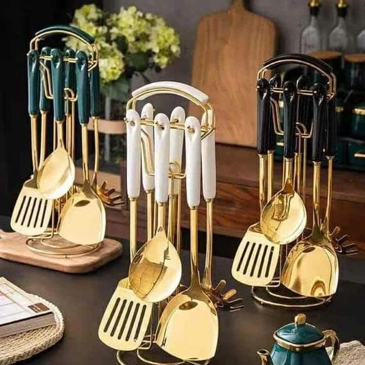 Serving spoon set