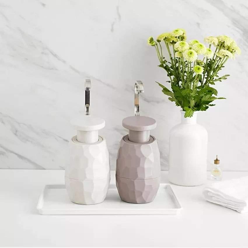 Creative One Hand Soap Dispenser