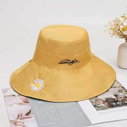Stylish foldable sun hats