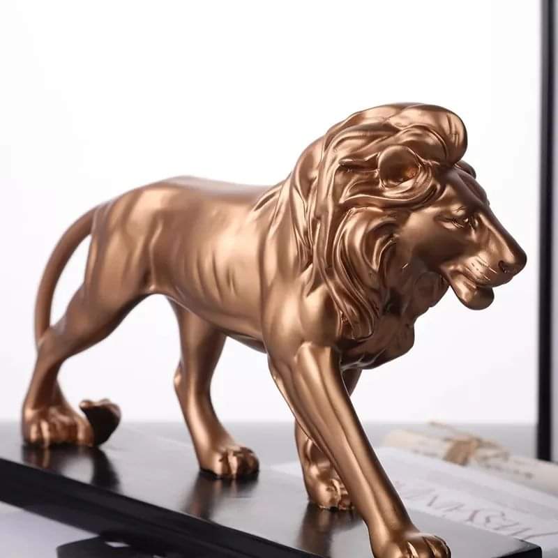 Creative Resin Golden Male lion Decor
