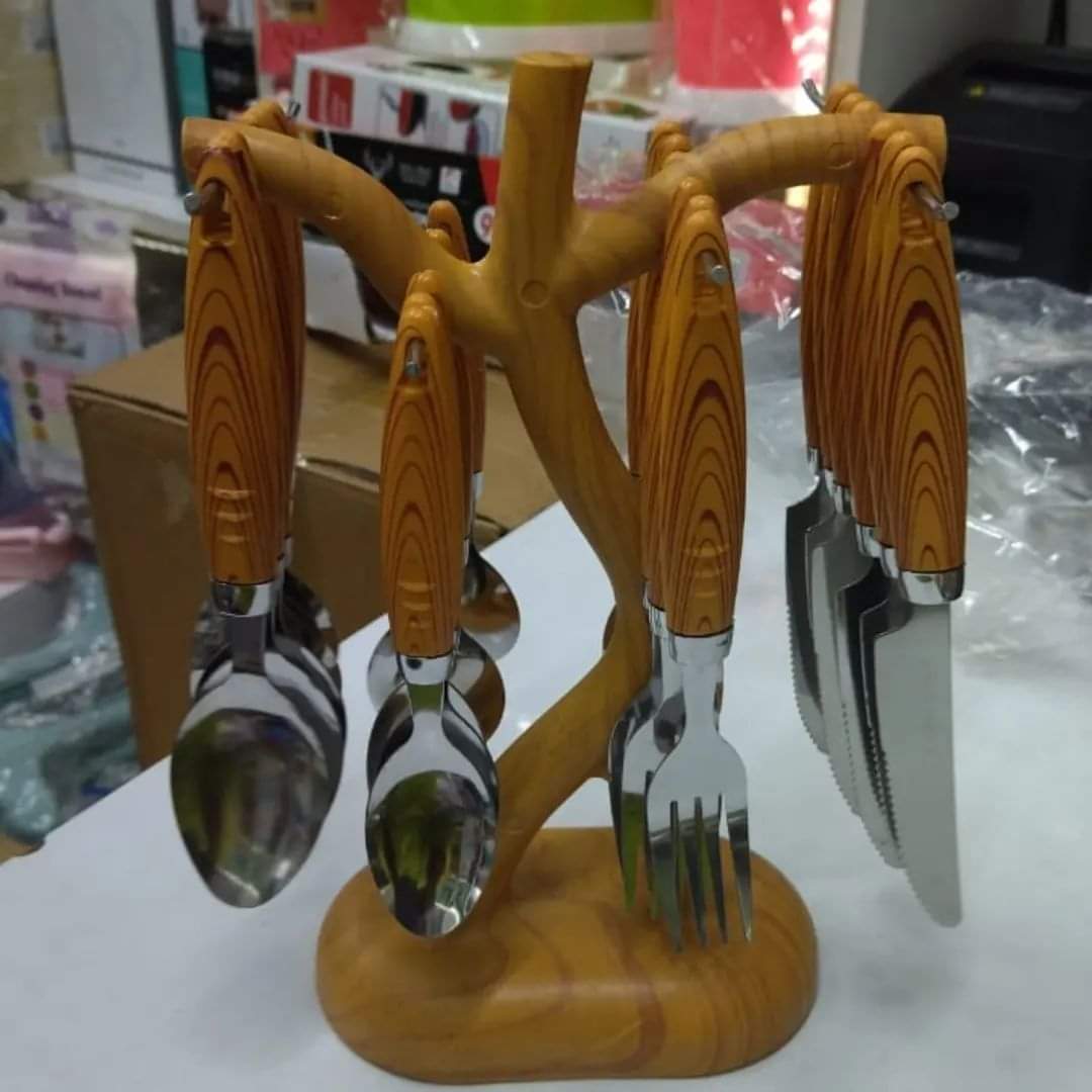 24pcs cutlery set with a wooden stand