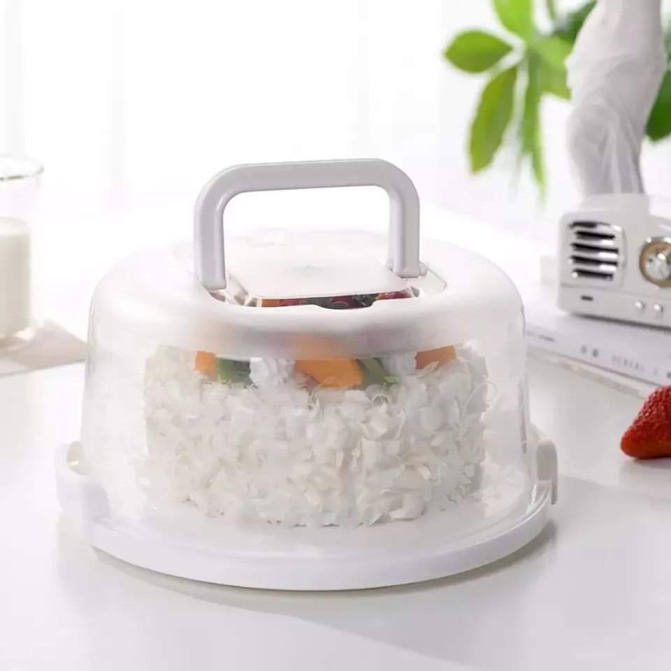 Portable cake storage container