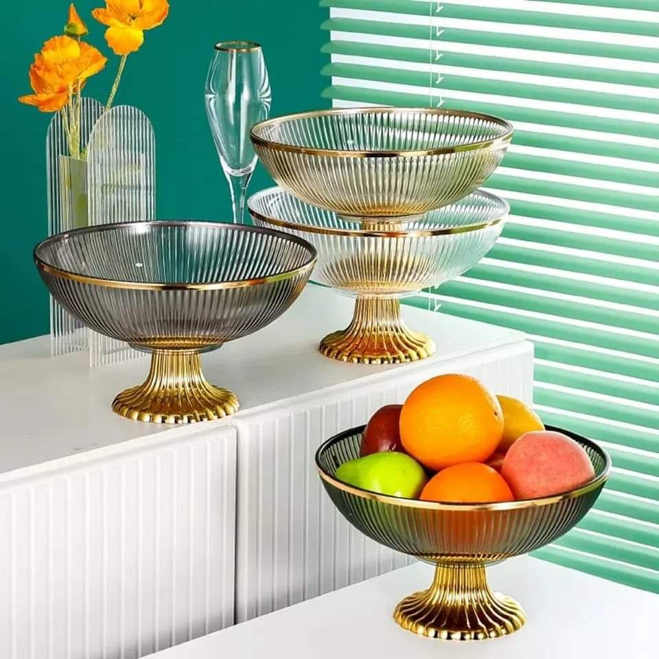 Elegant and classy fruit bowl holder