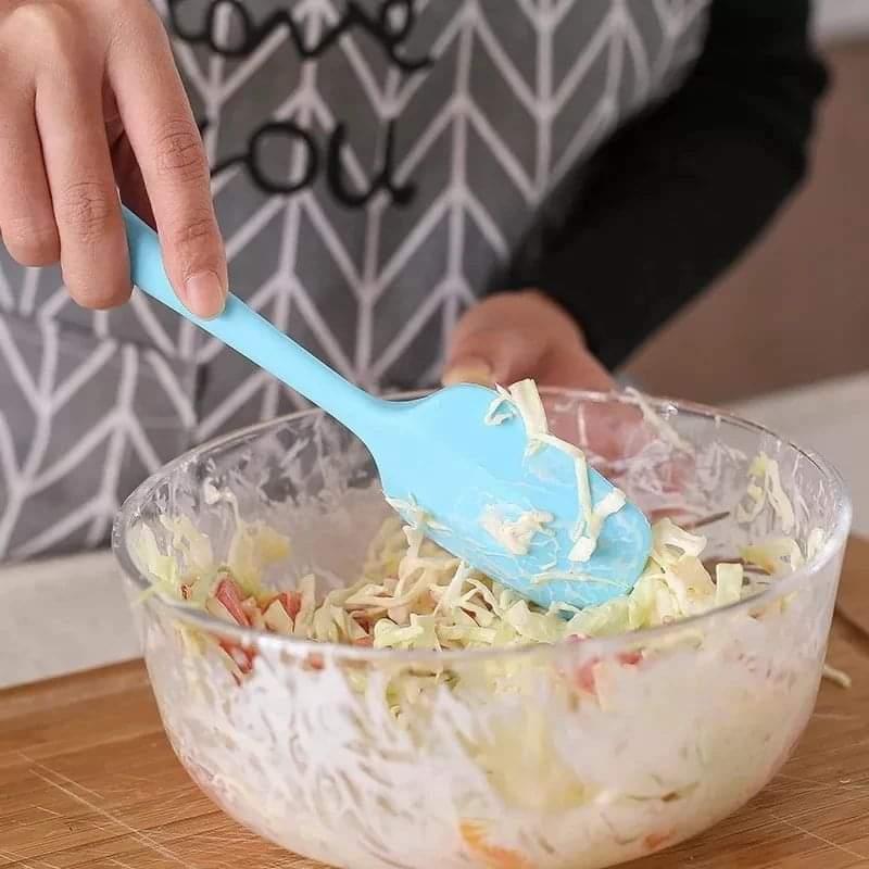 Heat resistant silicone spatula