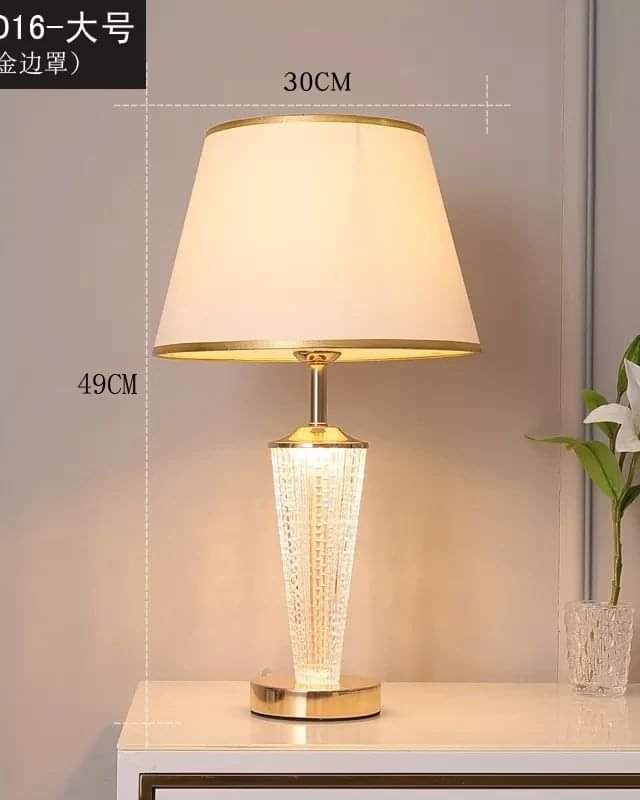 Light luxury European style romantic bedside lamp