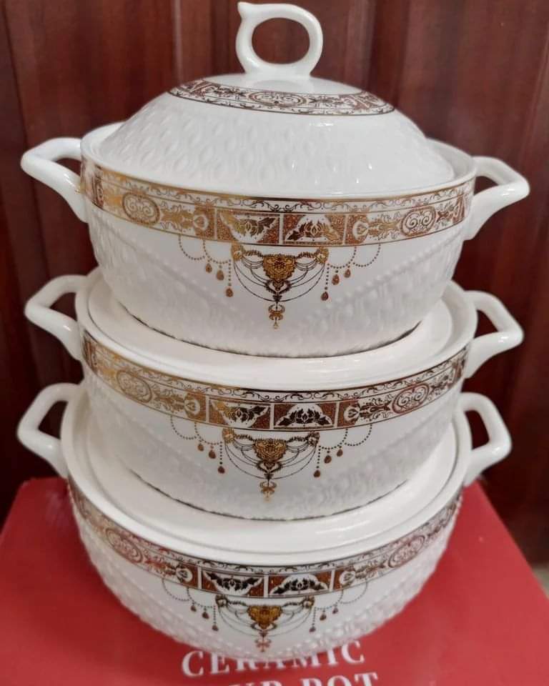 Elegant Ceramic Serving Bowls a Set