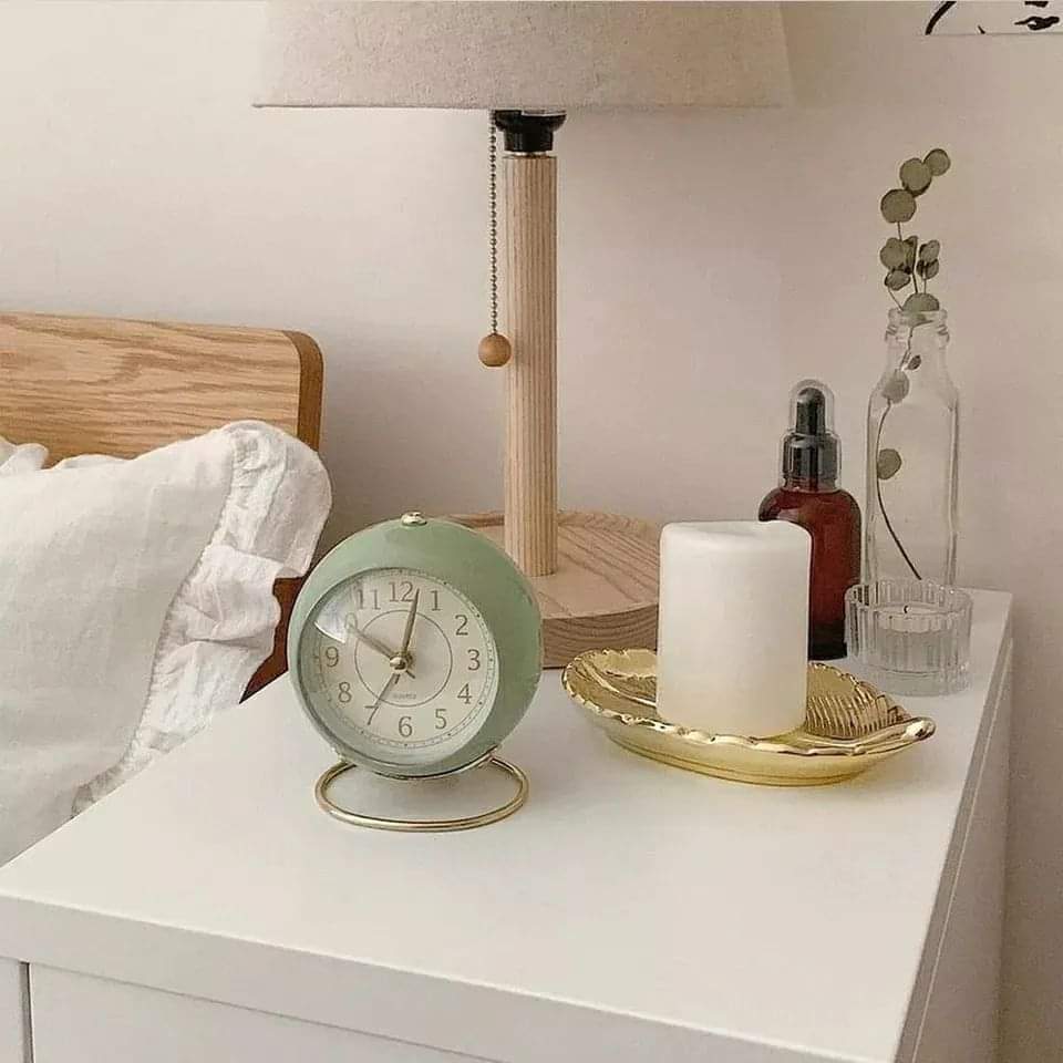 Retro alarm clock