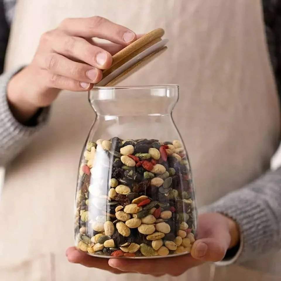 Glass storage canister with bamboo lid,