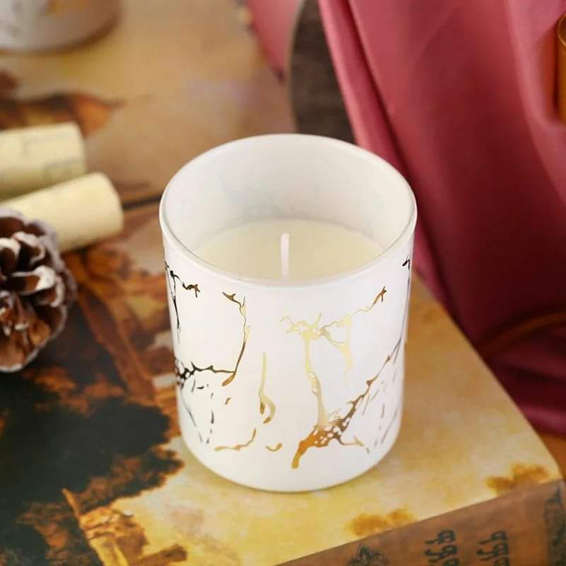Nordic marble effect scented candle