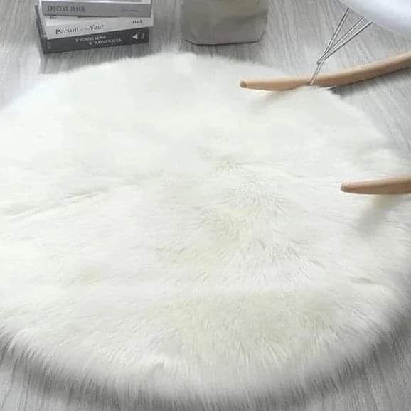 White Round Faux Fur Rug