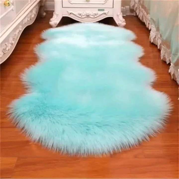 Dashboard/bedside faux fur rug
