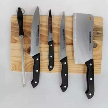 5pcs Knife Set with a Wooden Cutting Board