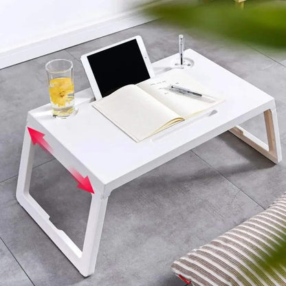 Foldable laptop/breakfast desk