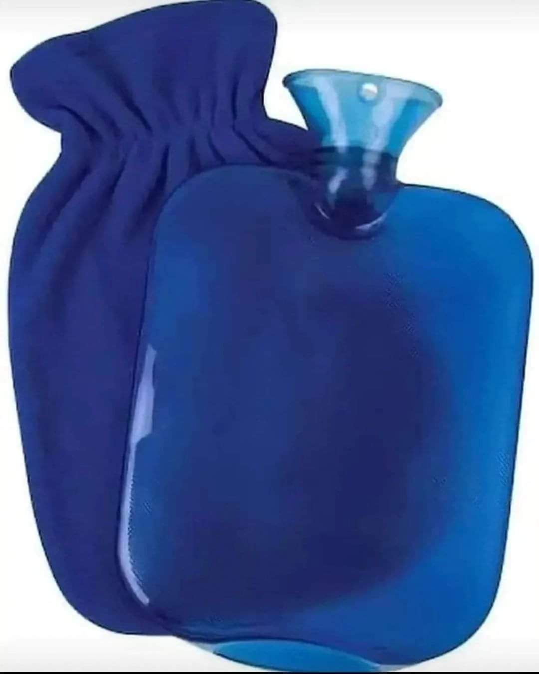 Large 2.5L hot water bottle with a fleece cover