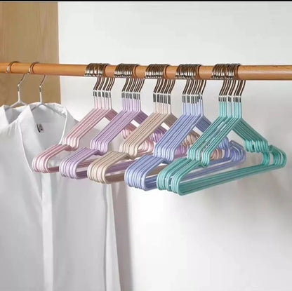 10pcs Metallic clothes hangers